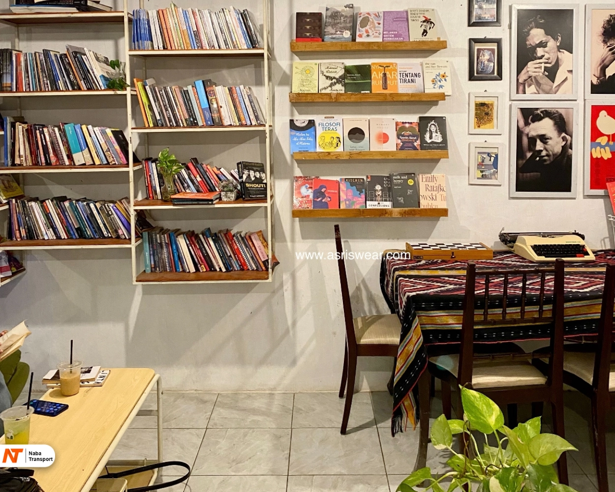 Rengganis rumah buku & kopi By asiswear.com-new Rengganis rumah buku
