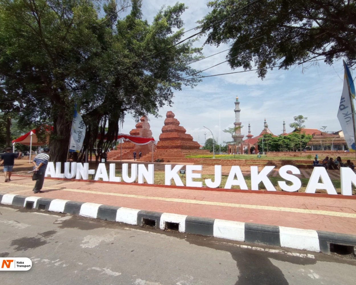 alun alun kejaksan