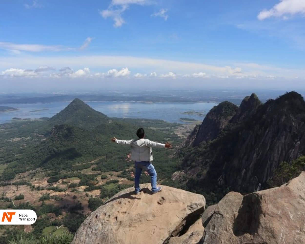 Gunung Bongkok - rental avanza purwakarta