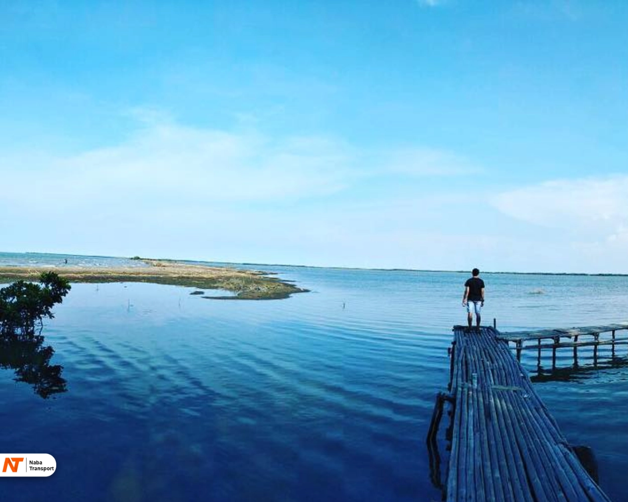 pantai cirewang subang