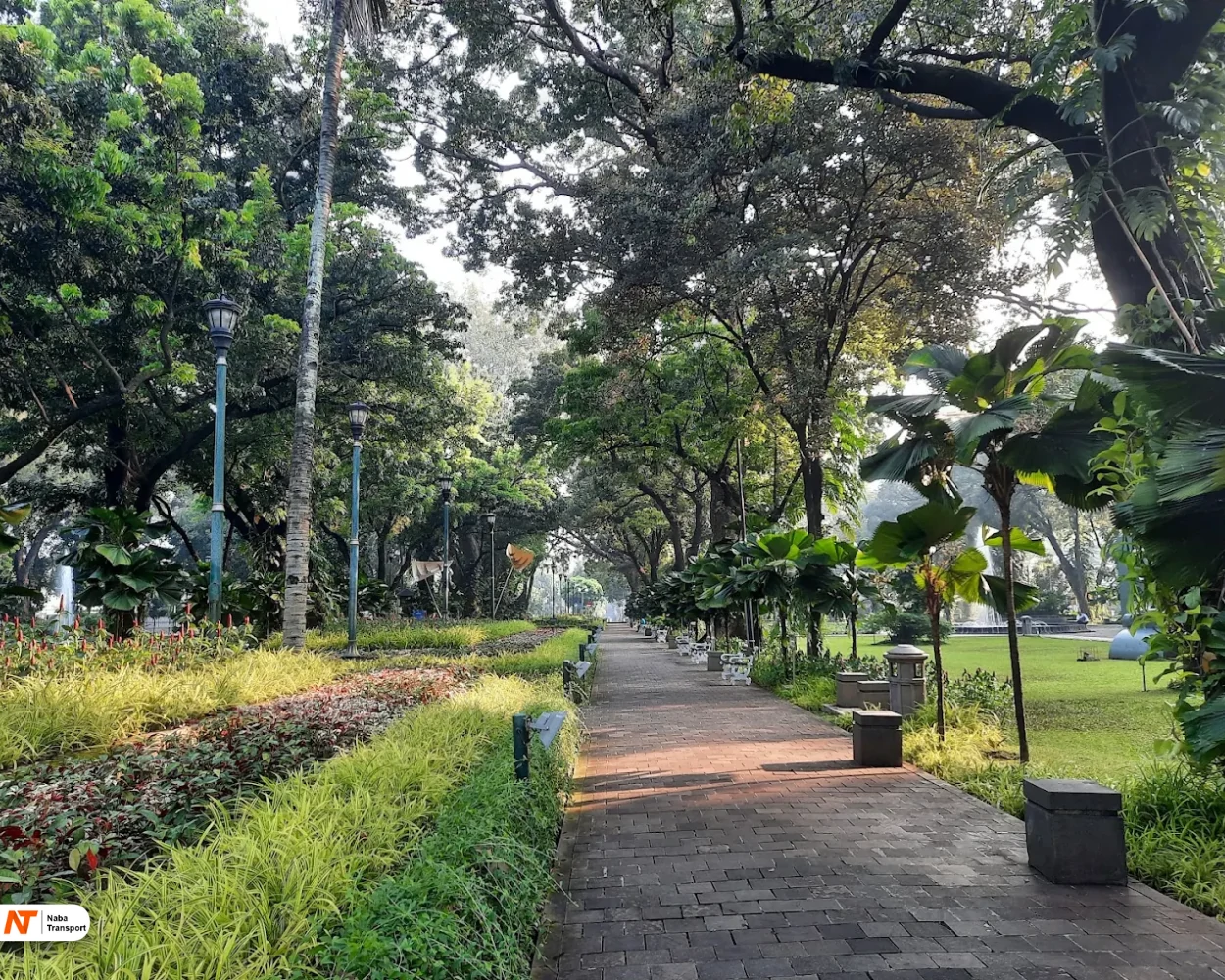 taman suropati