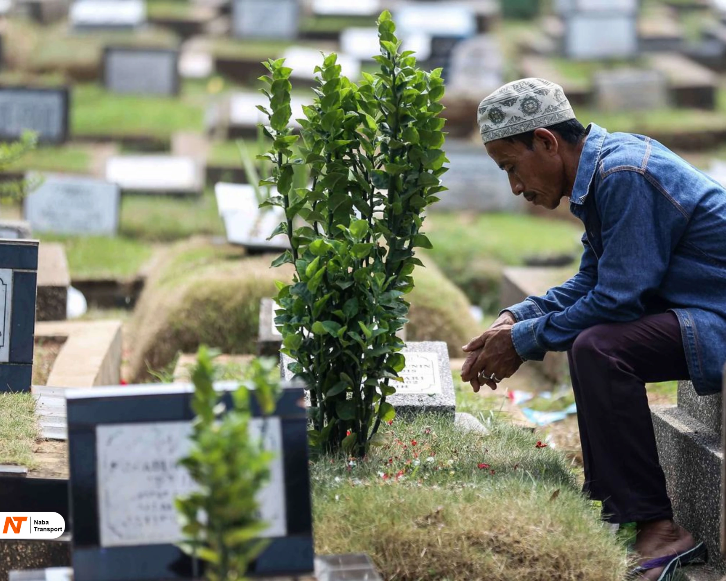 Doa Ziarah Kubur Orang Tua